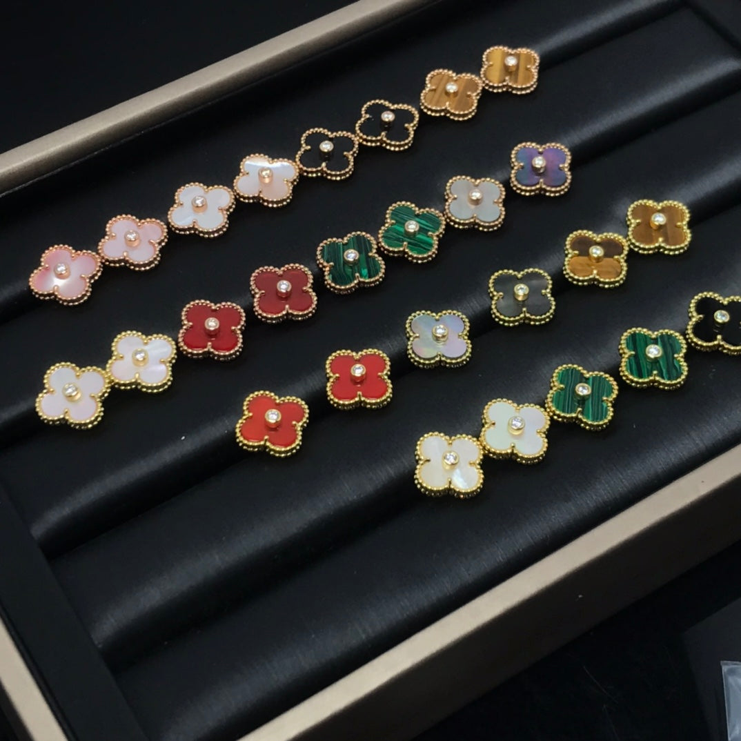 5XVA193E  (1:1 High quality earrings)