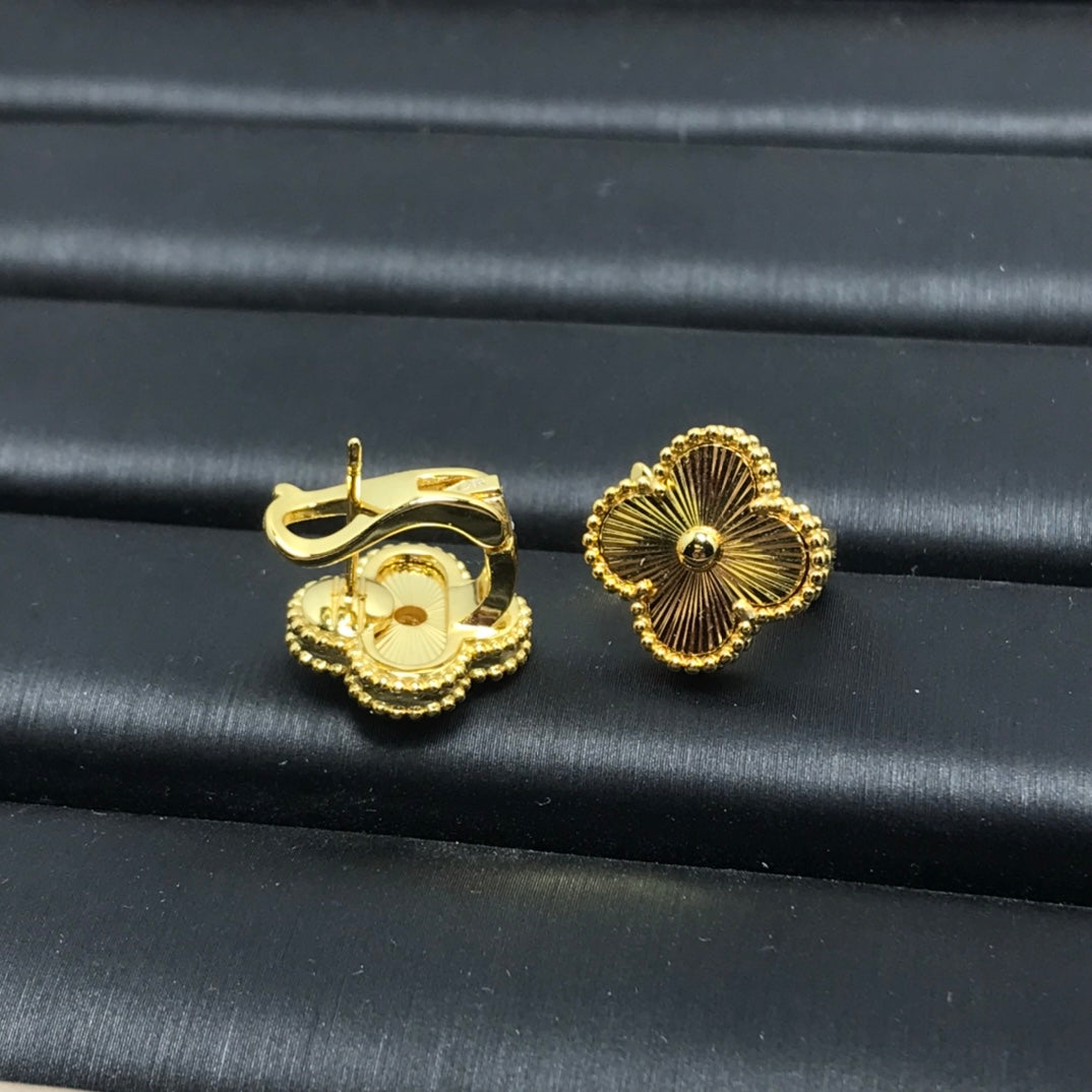 5XVA196E (1:1 High quality earrings)