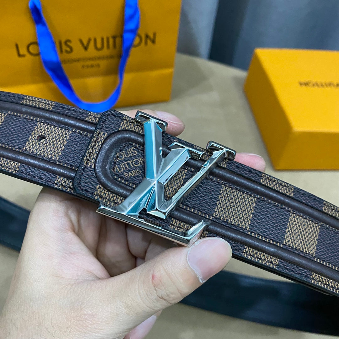 1: 1 High -quality head layer leather belt  1YE43P