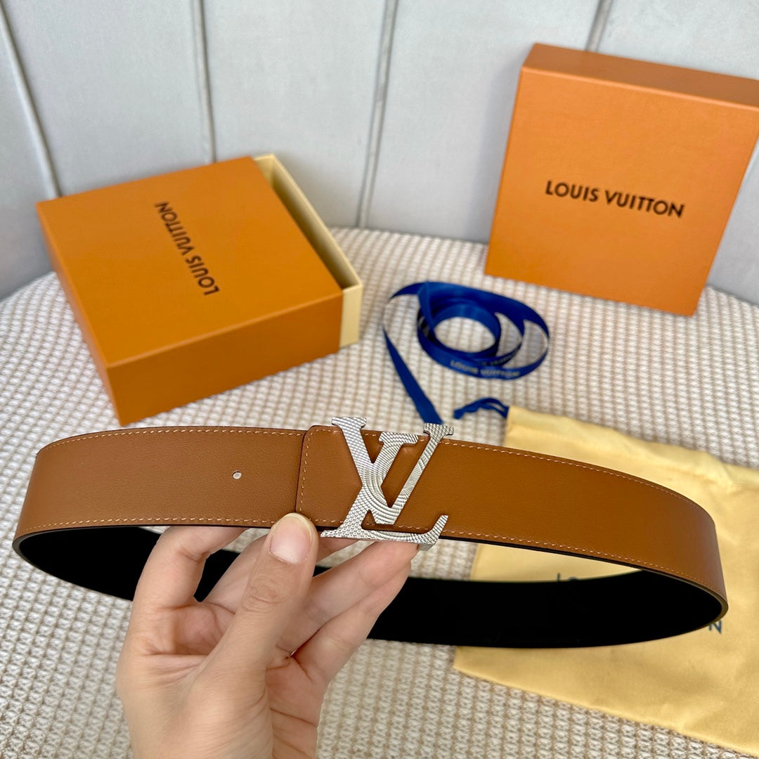 1:  1  High -quality head layer leather double -sided belt  1XE18P