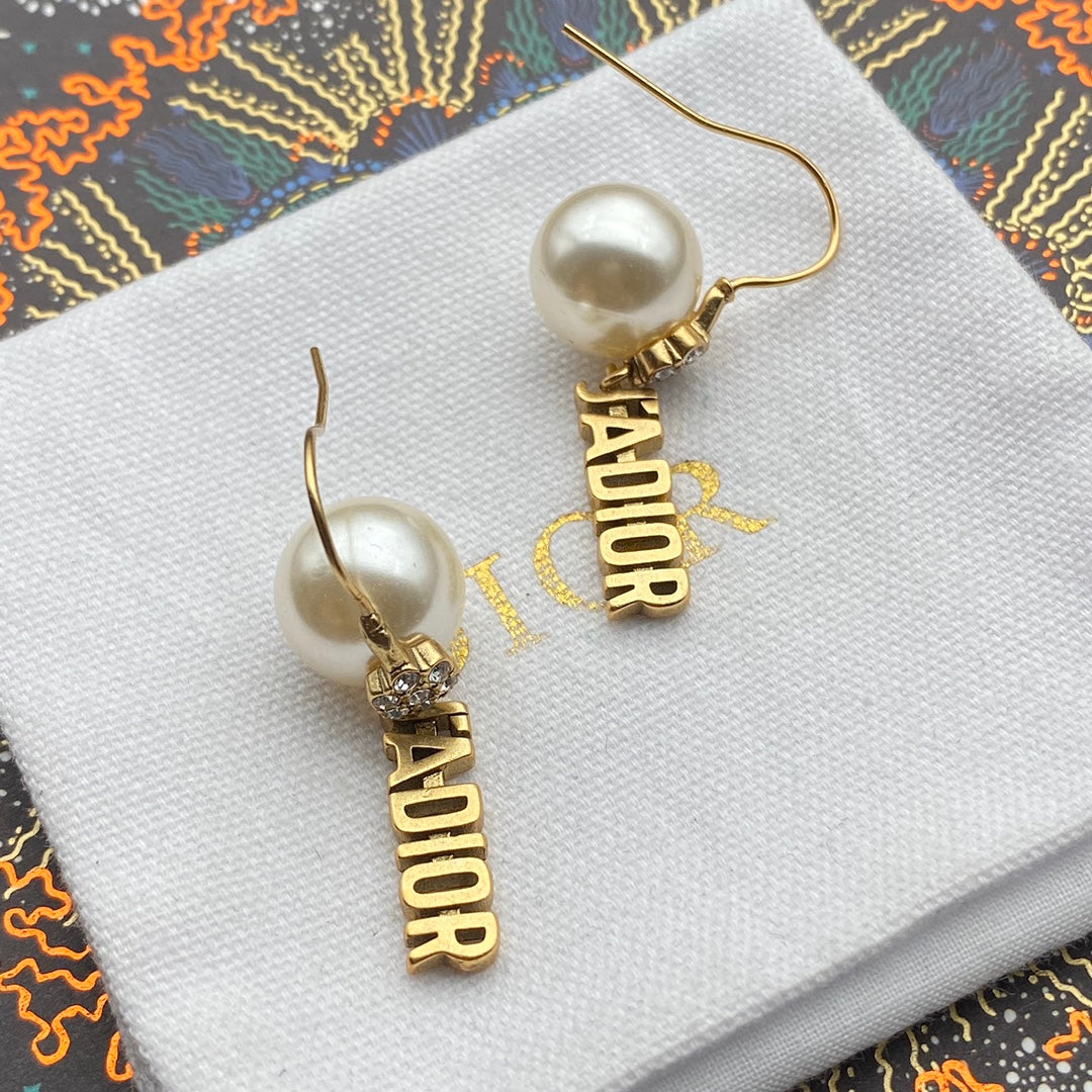 1YD186E  Fashion high -quality Earrings