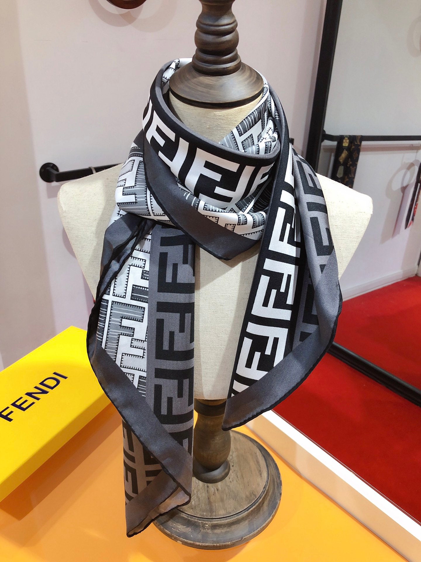 14F26W Fashion high quality scarves