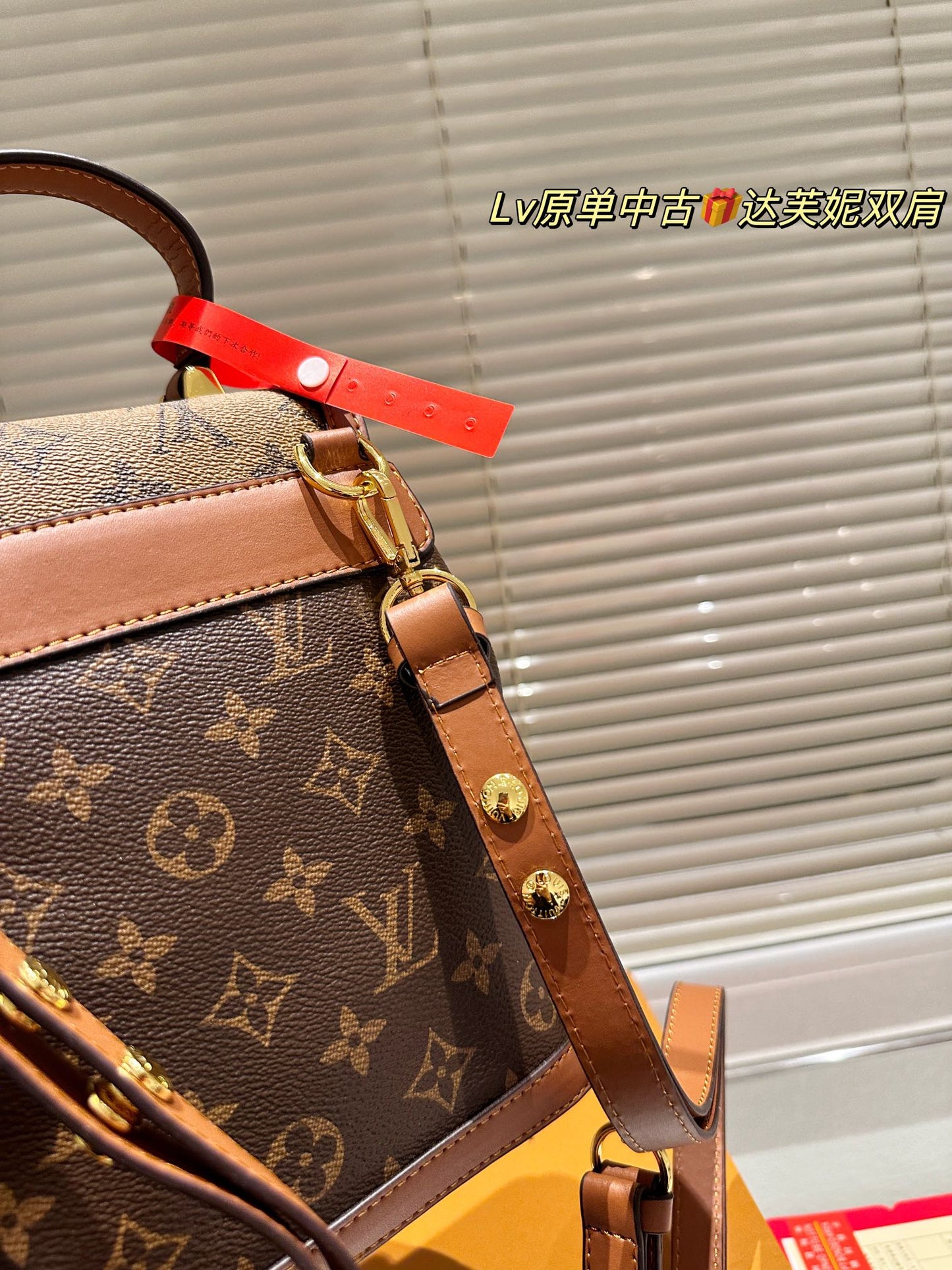 6XE186B ( hight quality leather bag)