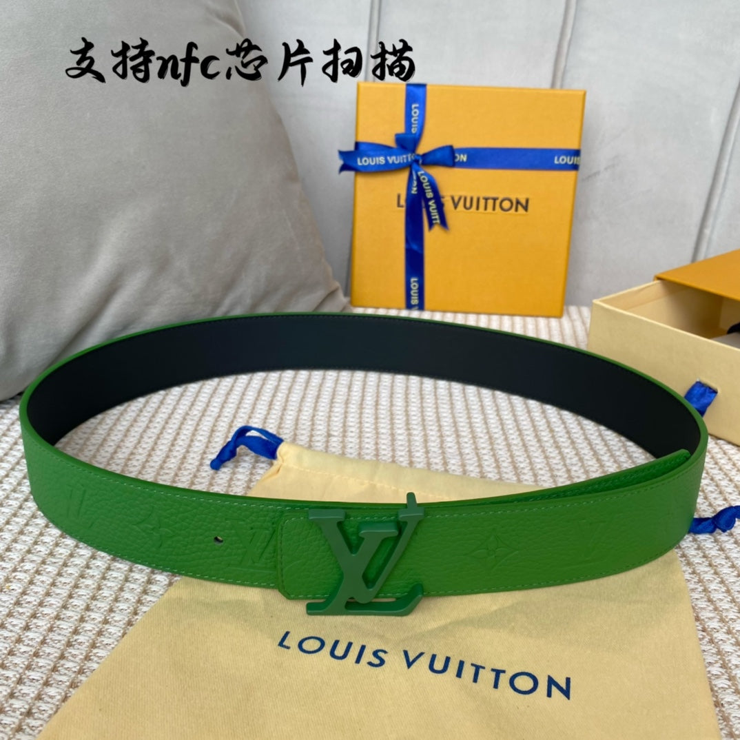 1: 1 High -quality head layer leather belt 1YE56P